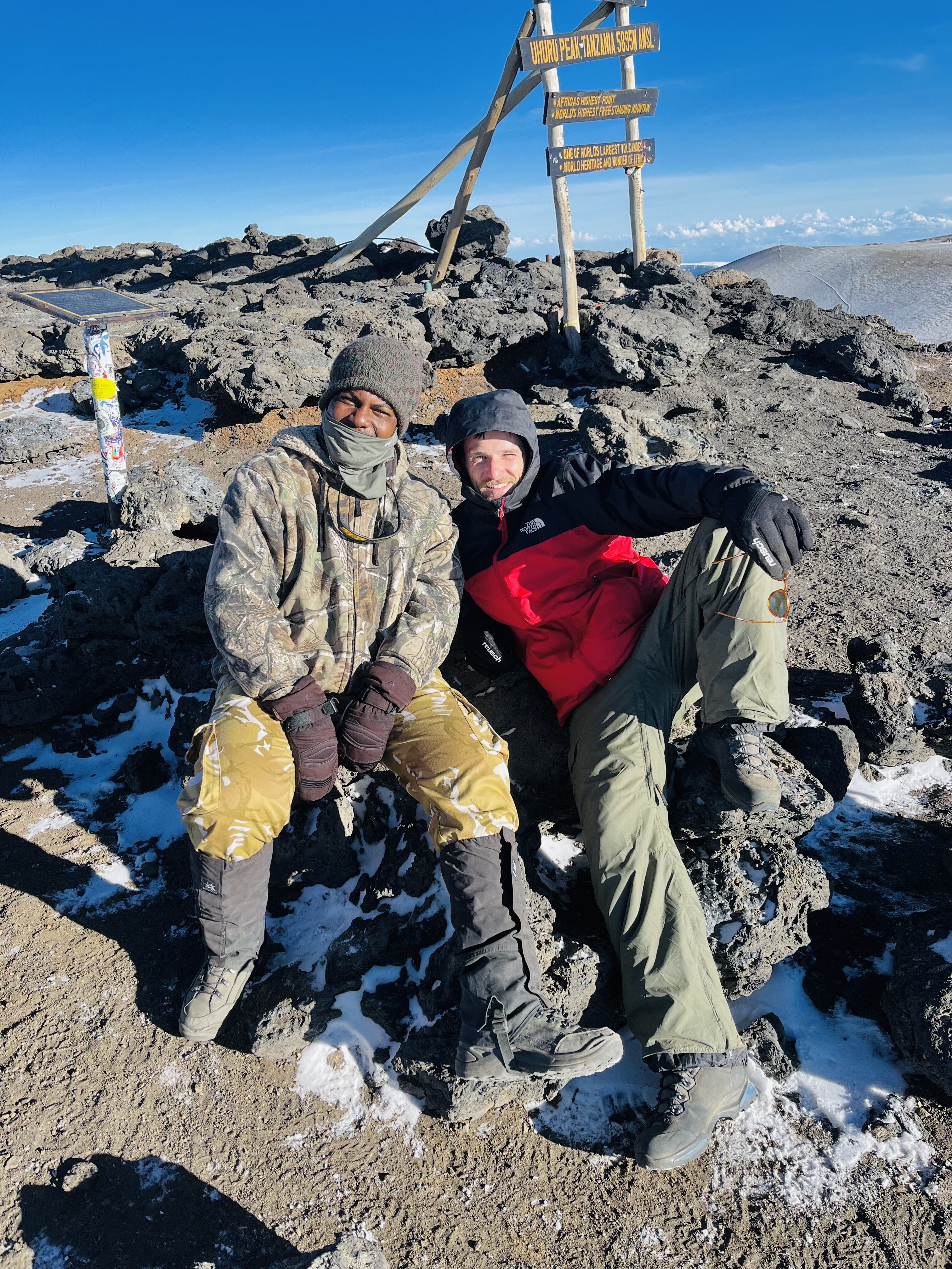 7 Jours de Trekking au Mont Kilimandjaro – Itinéraire Lemosho - Karanga Camp au Barafu Camp (4,673m) - Photo du jour