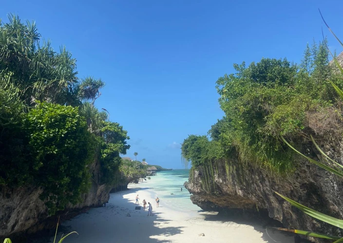 12 Dias de Safari, Estilo de Vida Local & Zanzibar Tudo Incluído - Voe para Zanzibar - Foto do dia