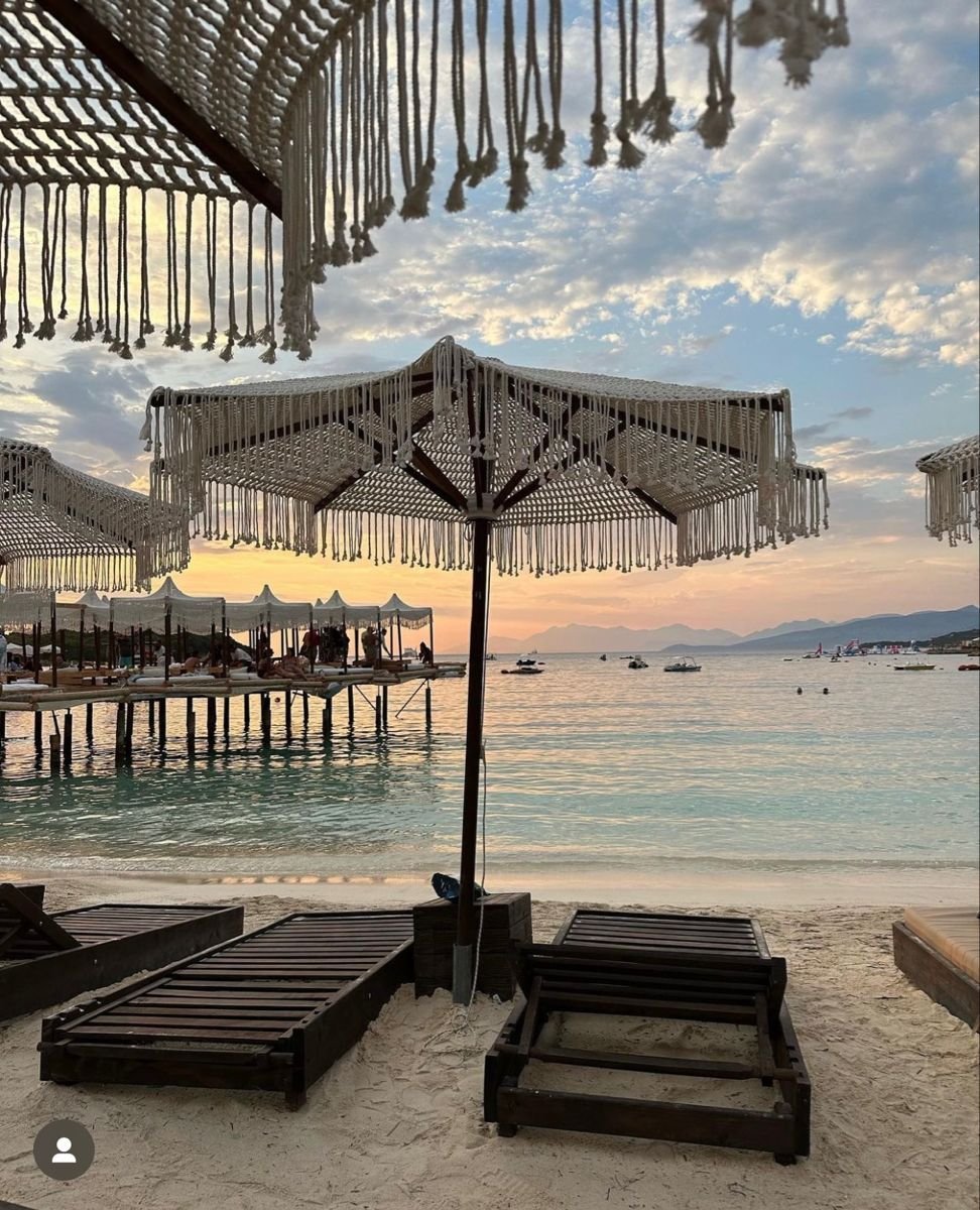 Albânia com todos os sentidos, uma viagem única para todos - Águas cristalinas e momentos relaxantes na Riviera - Foto do dia