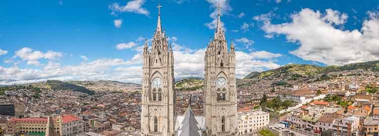 De Galápagos met het gezin - Aankomst in Quito - Arrivée a Quito