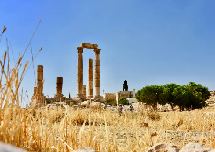No coração da Jordânia - Visita a Amã - Castelos do Deserto - Noite em Amã - Foto do dia