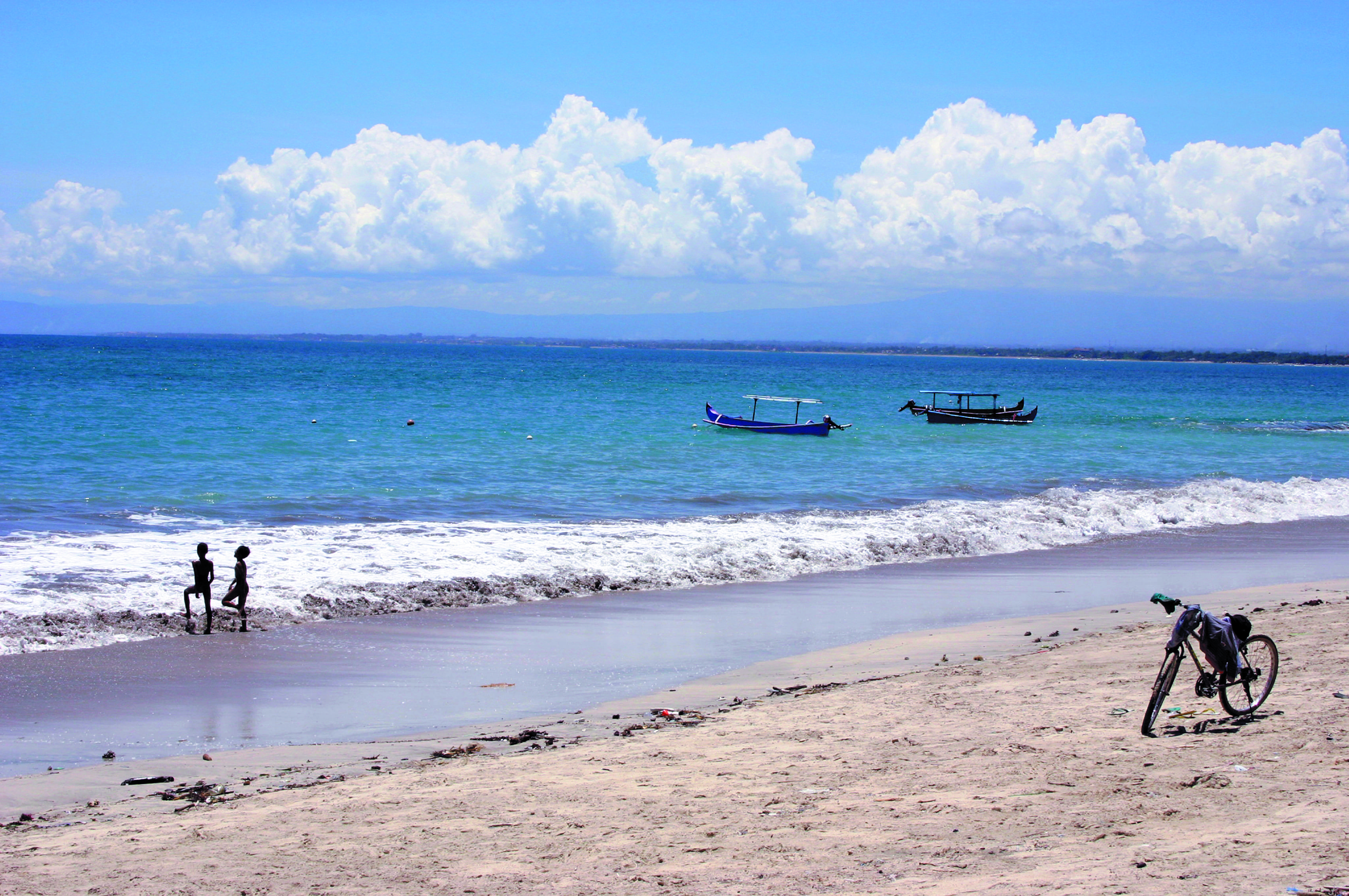 Uw gezinsreis naar Bali - Aankomst op de luchthaven van Bali - Transfer naar uw accommodatie. - Arrivée a l aéroport de Bali - Transfert vers votre hébergement.