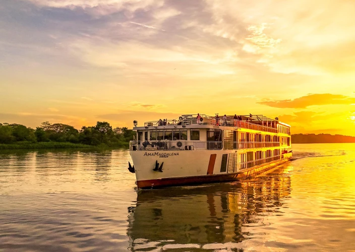 Des Caraïbes au fleuve : un voyage historique à travers la Colombie - Cartagène – Embarquement - Photo du jour