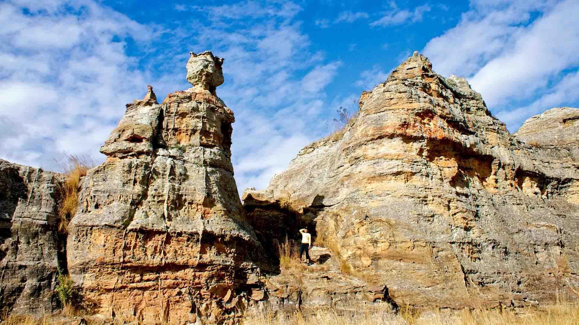 DE LAS TIERRAS ALTAS A LAS ORILLAS DEL CANAL DE MOZAMBIQUE - Ranohira - Ranohira