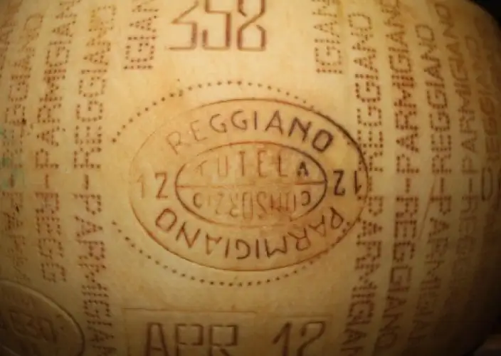 A Taste of Italy - Milan, Bologna and Rimini - A Day in Modena, Cheese Tasting, and Ferrari - Foto del día
