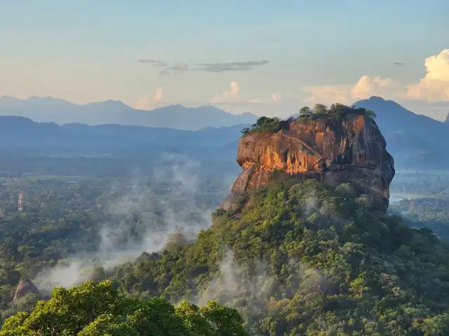 Tour Familiar Privado Kosher de 15 Dias no Sri Lanka: Natureza, Safari
