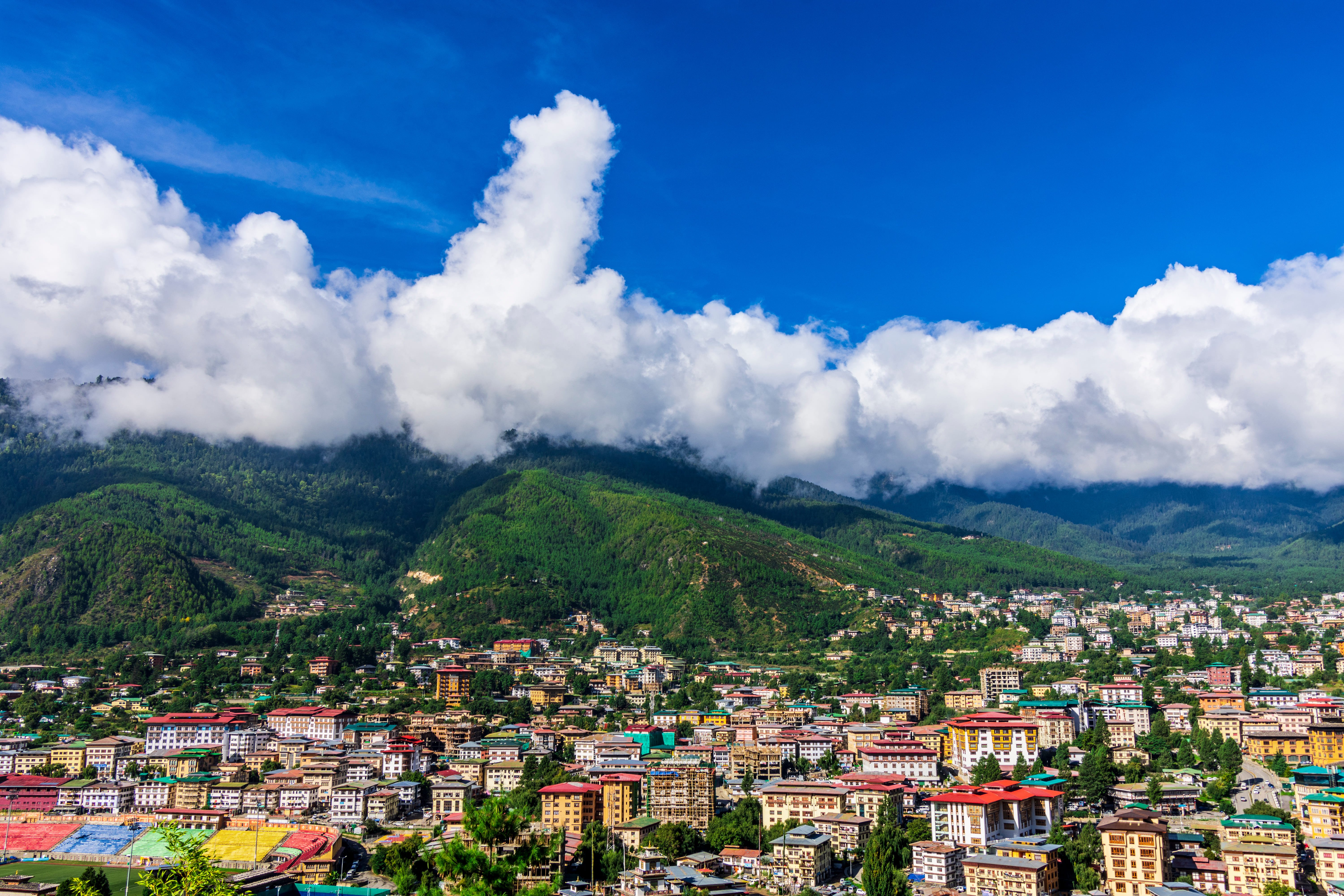 Nepal und Bhutan - Thimphu - Paro : 65 km, etwa 1 Stunde 30 Minuten. - Thimphu  Paro  65 kms     Approx 1 hour 30 Min