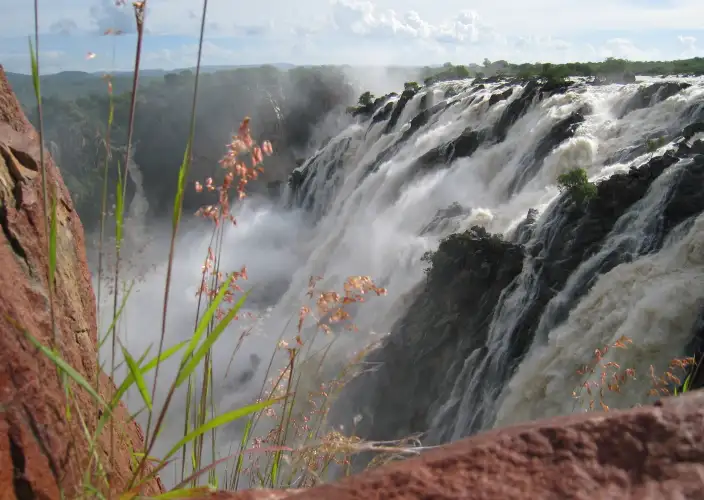 Die Flüsse Namibias - Himba-Land und Epupa-Fälle - Tagesfoto