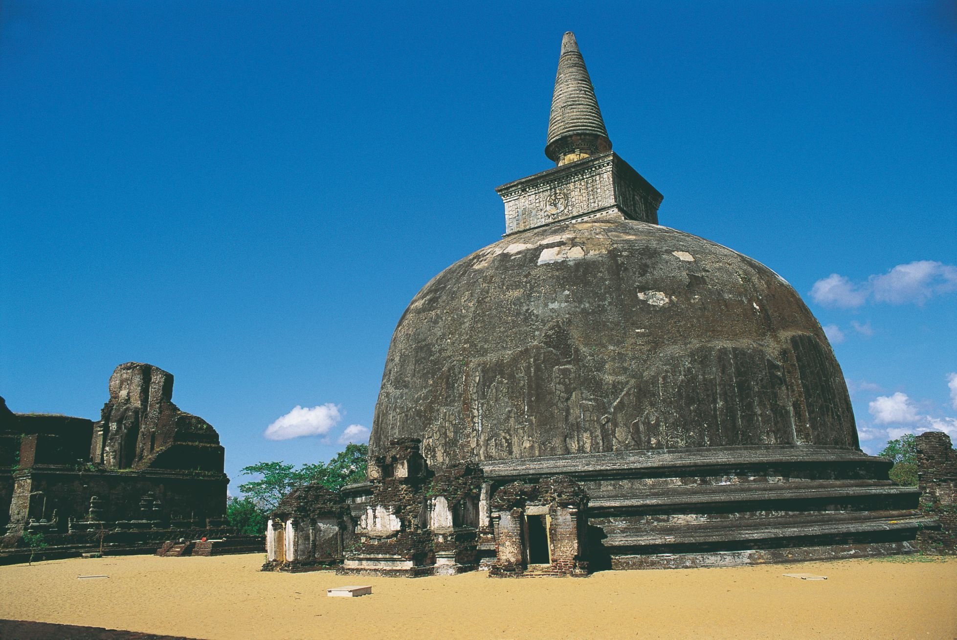 Well-being, relaxation and culture stay - Safari in Minneriya - Habarana - Polonnaruwa - Minneriya - Habarana - Safari à Minneriya - Habarana - Polonnaruwa - Minneriya - Habarana