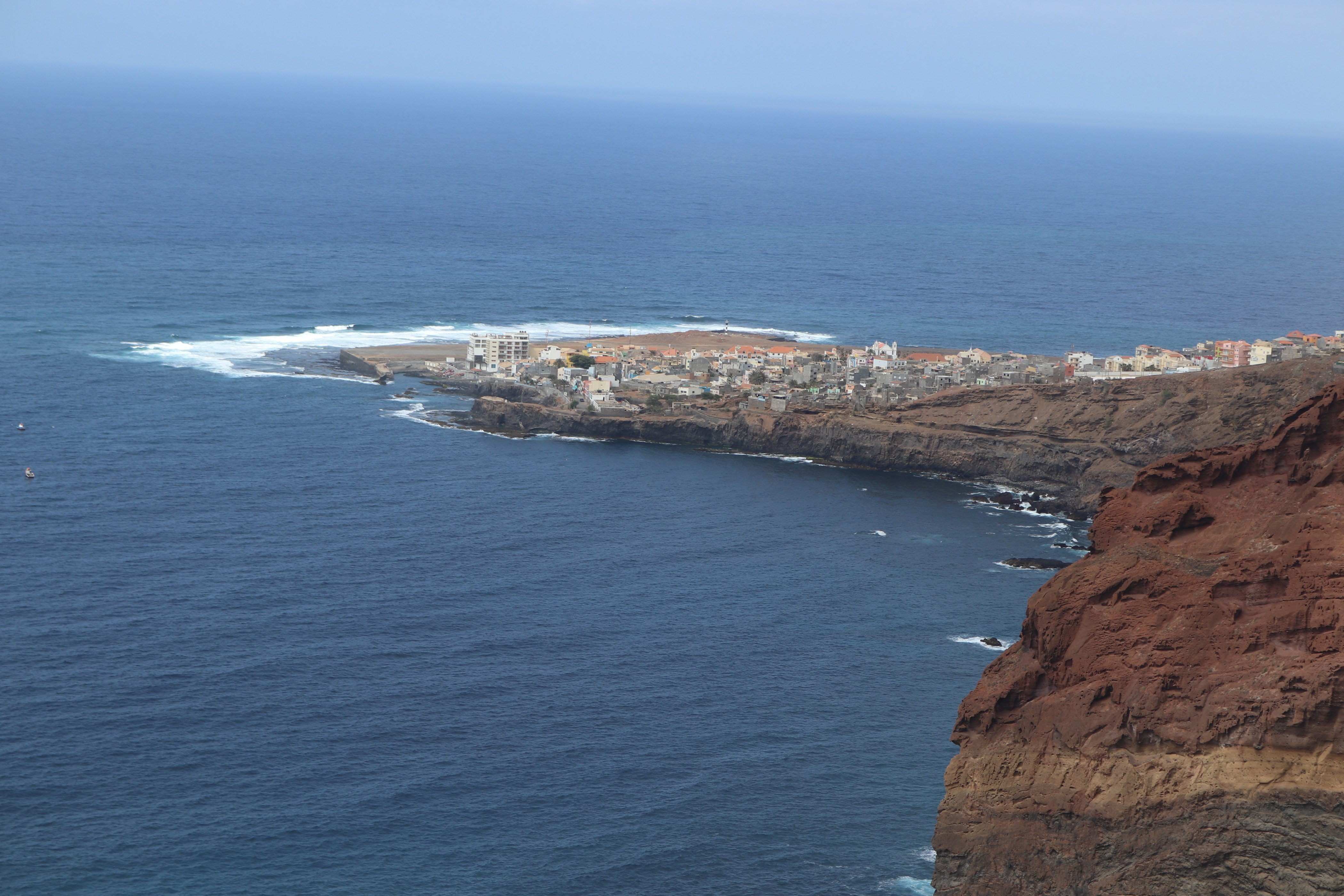 Die vollständige Durchquerung von Santo Antão - J7 Mitte von Spanien - J7 Meio d Espanha