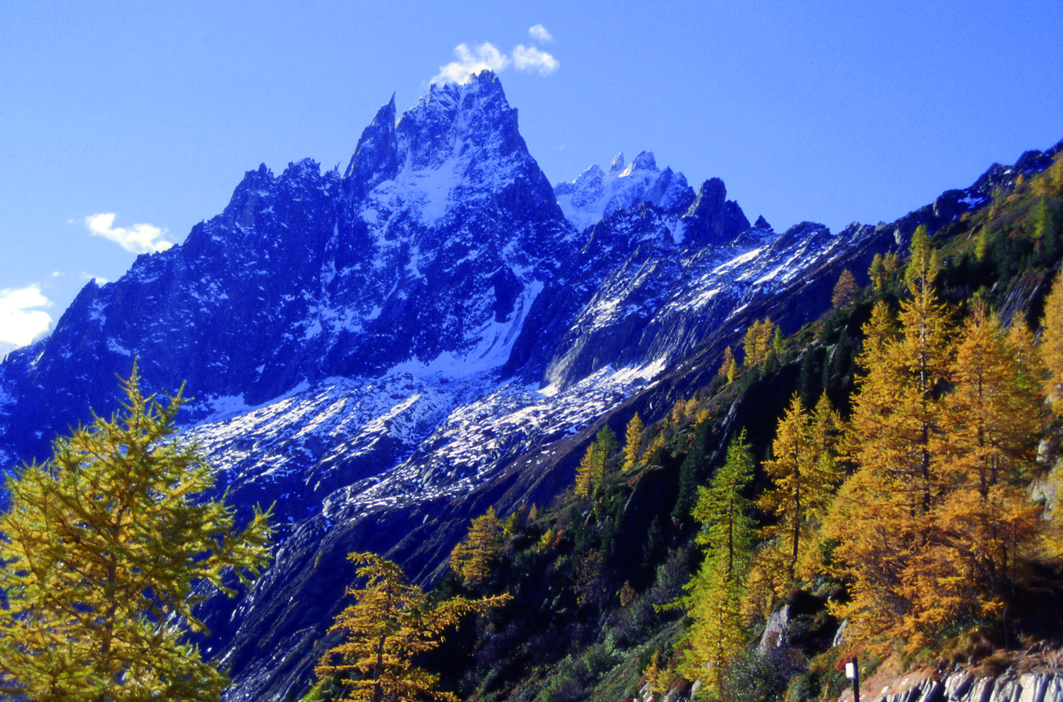 Le sud du Vercors, depuis le Trièves jusqu'au mont Aiguille. - Richardière - Pas de l'Aiguille - Refuge des Chaumailloux - Village des Nonnières - Richardière - Pas de l'Aiguille - Refuge des Chaumailloux - Village des Nonnières
