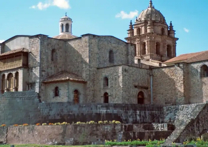 Cuzco, Machu Picchu y Nazca - Traslado, vuelo a Cusco, llegada a Cusco, visita de la ciudad - Foto del día