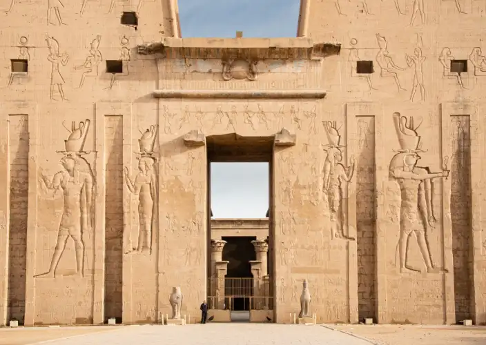 Royal Expedition in Egypt - Edfu – Esna – Luxor (East Bank) - Photo of the day