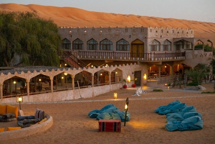 Passerelle luxueuse vers Oman - 7 jours de luxe avec style - Wadi Bani Khalid (site de baignade) - Désert de Wahiba avec dune bashing & coucher de soleil - Photo du jour