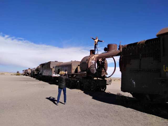 Trekking dans le groupe Condoriri (Cordillère Royale, Bolivie) et les salines d'Uyuni (ATC 15)