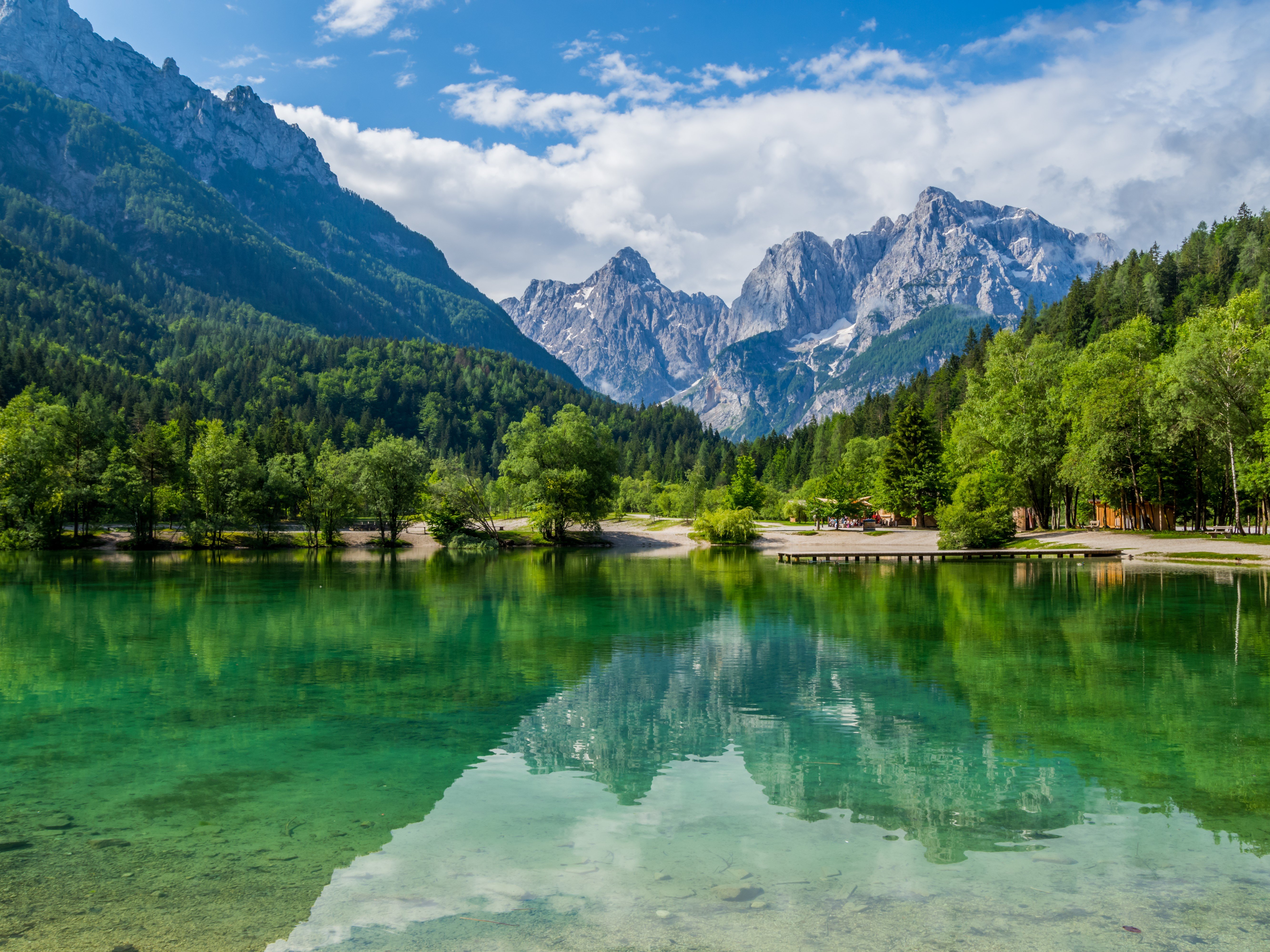 Explora lo Mejor de Eslovenia – Itinerario de 5 Días - Maravillas Alpinas y recorrido en coche por el Paso de Vršič - Foto del día