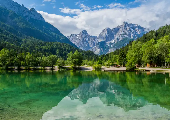 Explora lo Mejor de Eslovenia – Itinerario de 5 Días - Maravillas Alpinas y recorrido en coche por el Paso de Vršič - Foto del día