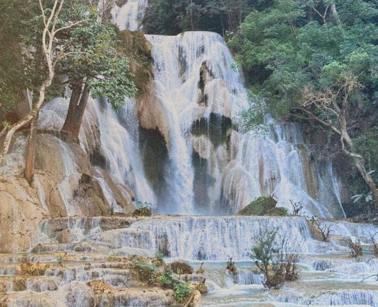 Charming Getaway in Laos for Couples - Nature, craftsmanship and refinement - Photo of the day