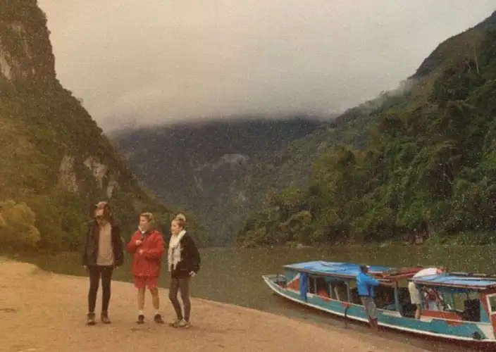 Charmante Uitstap naar Laos als Koppel - De Mekong en de grotten met Boeddha's - Foto van de dag