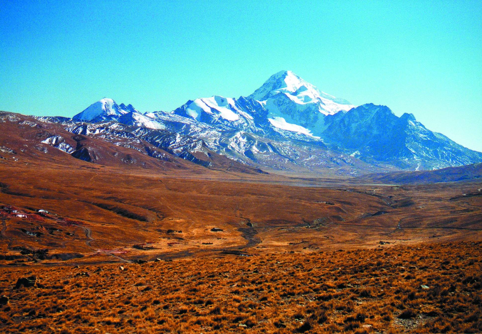La Travesía de la Cordillera Real - Río Chacha Kumani - Laguna Wara Warani - Kunu Pampa - Laguna Khotia - Rio Chacha Kumani- Laguna Wara Warani - Kunu Pampa - Laguna Khotia
