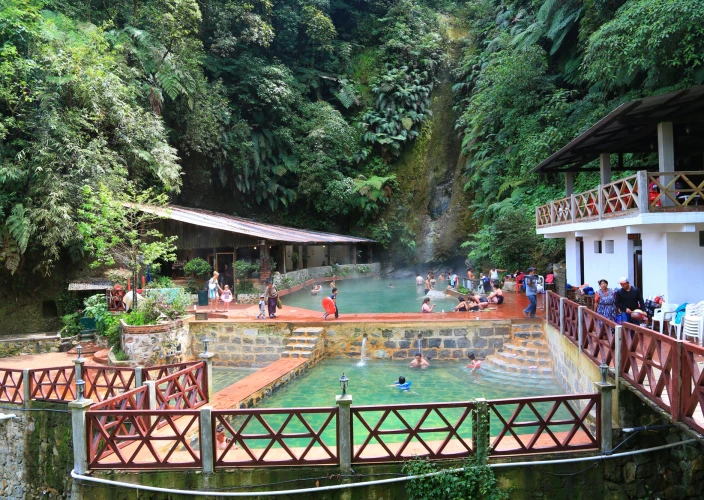 Guatemala à pied : randonnées volcaniques et sentiers cachés - Visite des Fuentes Georginas - Photo du jour