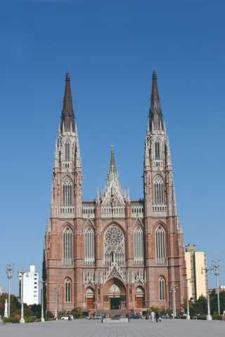 D'Argentine en Uruguay, découvrez les rives du Rio de la Plata.