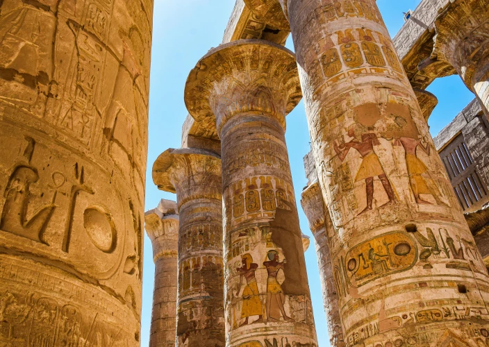 D'Alexandrie à Abou Simbel - Louxor (l'embarquement doit avoir lieu un lundi, jeudi ou samedi). - Luxor