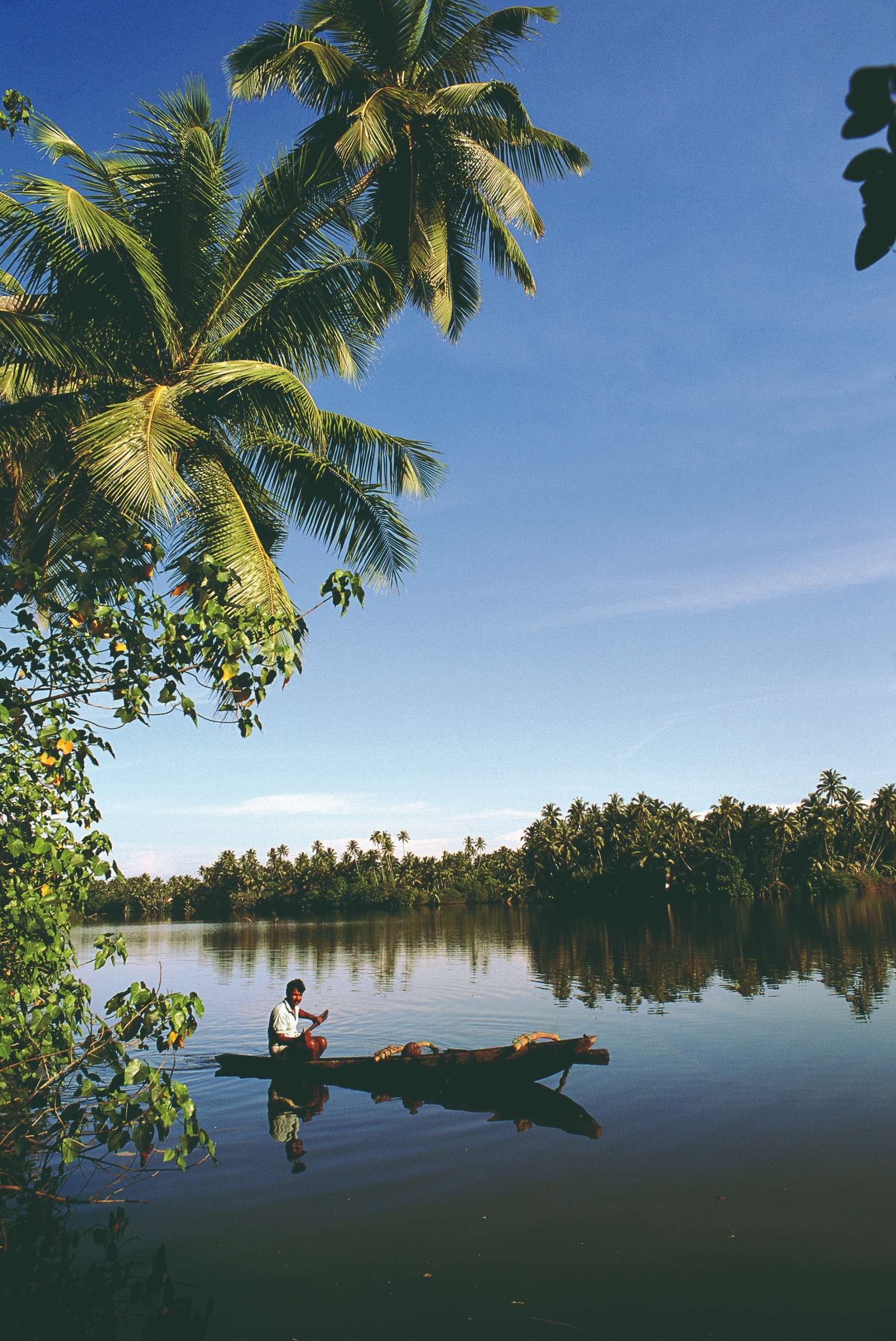 Sri Lanka todo incluido - El tren mítico del té y el barco en la laguna de Negombo. - Le train mythique du thé et bateau sur la lagune de Negombo