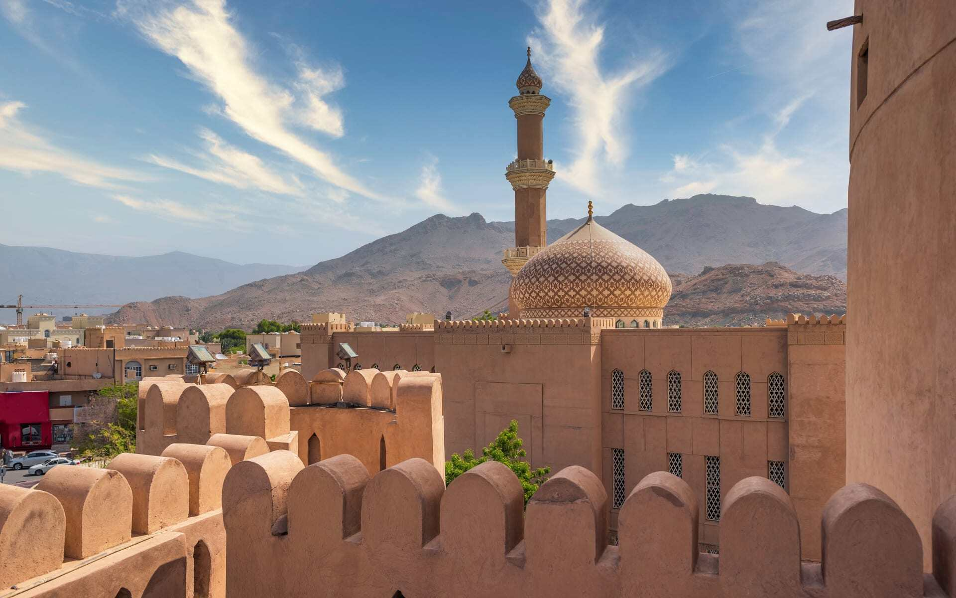 Wunder Omans: Ein 5-tägiges Abenteuer durch Erbe & Natur - Nizwa Festungen, Schlösser & Wüstenabenteuer 🏰🌴🏜️ - Foto del giorno