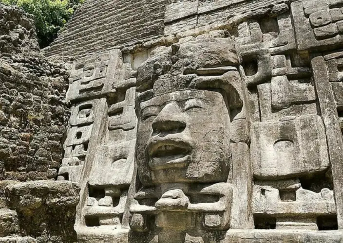 Entdecken Sie Belize: Tropische Strände & Wilde Natur - null - Foto del día