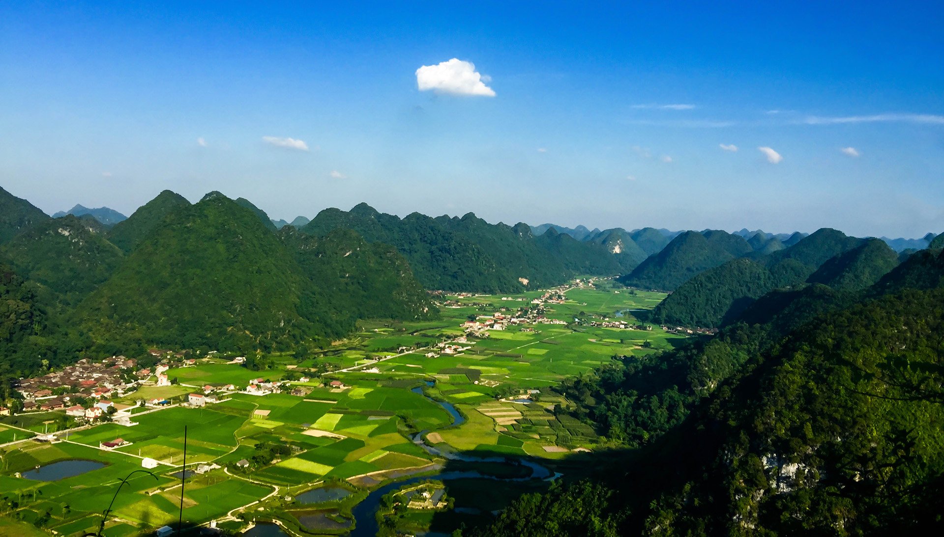 Voyage à moto au Vietnam en 15 jours : 1 568 km en Royal Enfield Himalayan ou Scram 411 cc. - Jour 2 : Hanoï, Bac Son - Jour 2 : Hanoi, Bac Son