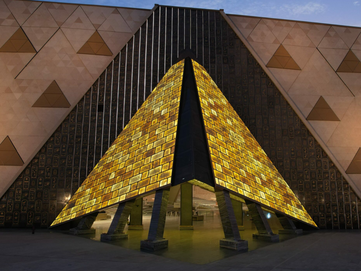 Cairo Express: 4 giorni di antiche meraviglie e cultura senza tempo - Piramidi e Grande Museo Egizio (GEM) 🏜️🏛️ - Surprise Tourism