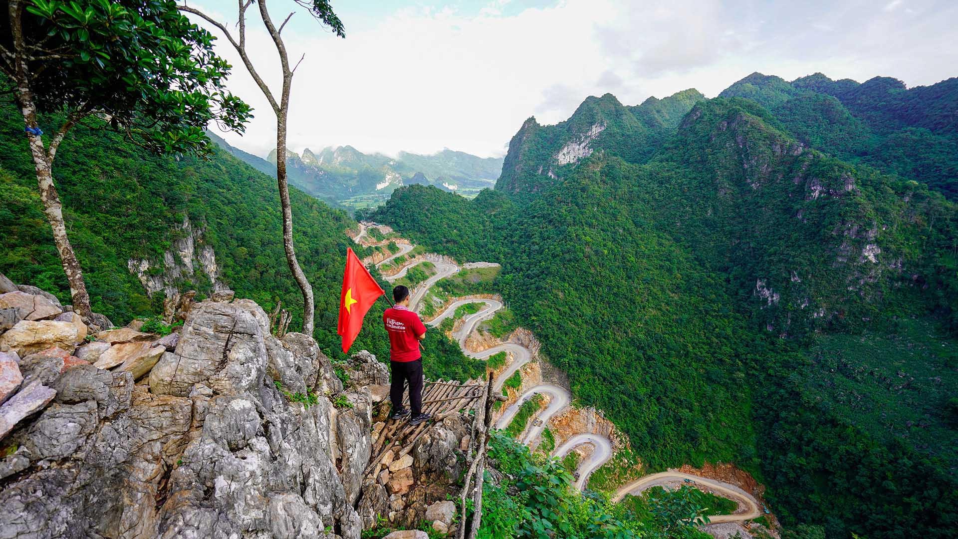 Voyage à moto au Vietnam via la boucle de Ha Giang en 12 jours : 1 360 km en Royal Enfield Himalayan ou Scram 411 cc. - Jour 6 : Dong Van - Ha Quang : 186 km - Jour 6: Dong Van - Ha Quang: 186 km