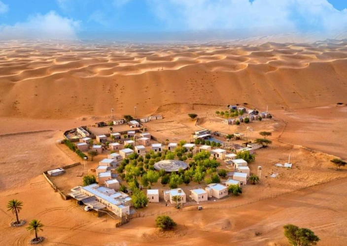 Escape para Omã - Aventurar-se pelas Majestosas Montanhas, Deserto e Mar de Omã - Aldeia Sowagra - Wadi Bani Khalid - Deserto de Wahiba Sands - Foto do dia