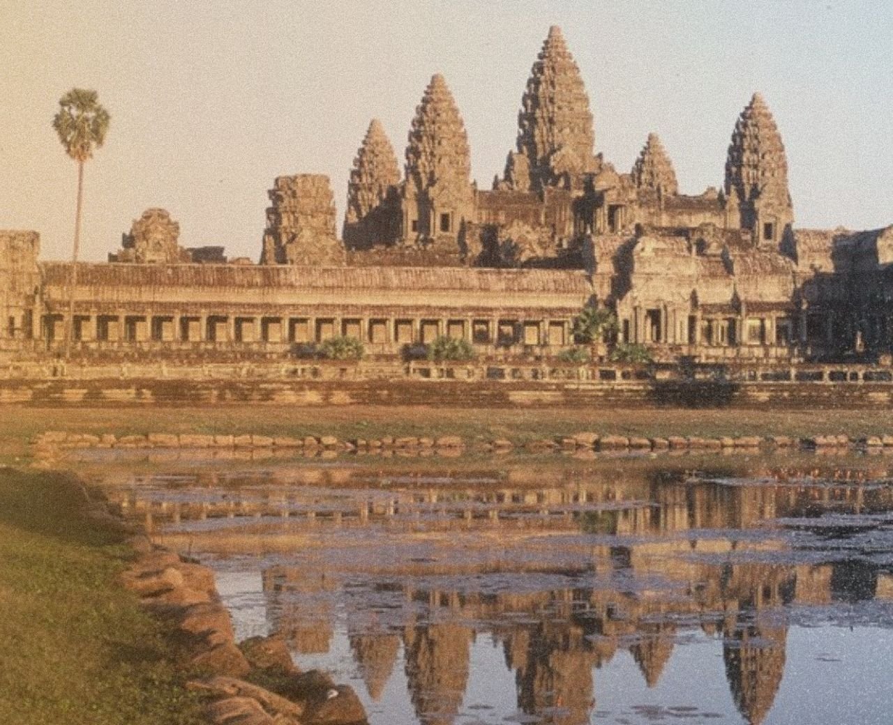 From Laos to Cambodia, the Mekong adventure with friends - Angkor, the jewel of travel - Photo of the day