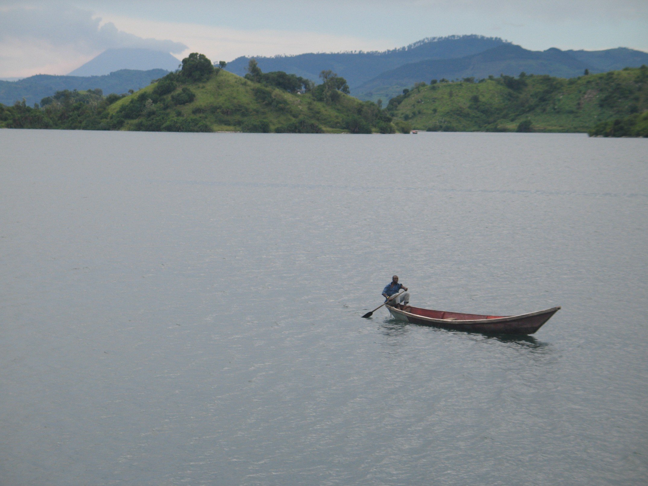 14-day adventure trip: discover Rwanda. - Transfer to Kibuye - Transfert à Kibuye