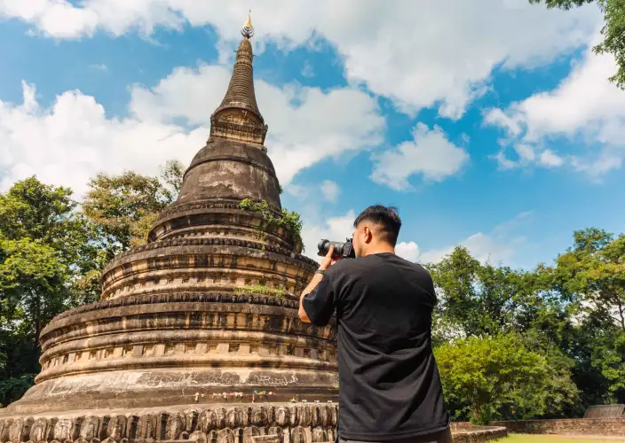 Thailand in zijn geheel - AYUTTHAYA – LOPBURI – SUKOTHAI. Ayutthaya, Wat Mahathat en Lopburi - Foto van de dag