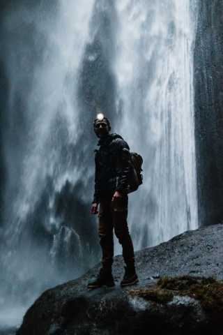 Épica Excursão em Pequeno Grupo pela Costa Sul – Cachoeiras & Praia de Areia Preta