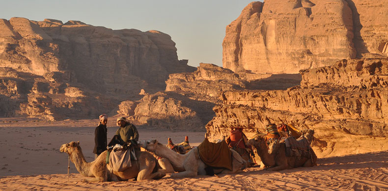 Dans le désert de Wadi Rum en Jordanie