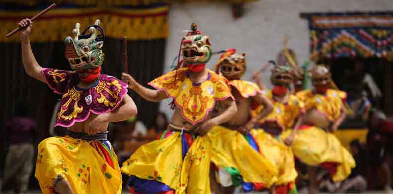 Danses sacrées au Bhoutan Festival de Tshechu