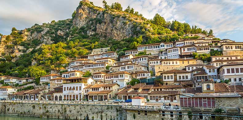 Vue la vieille ville de Berat