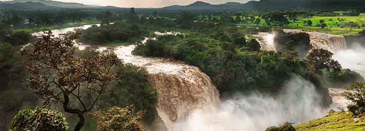 Vue panoramique des chutes du Nil Bleu