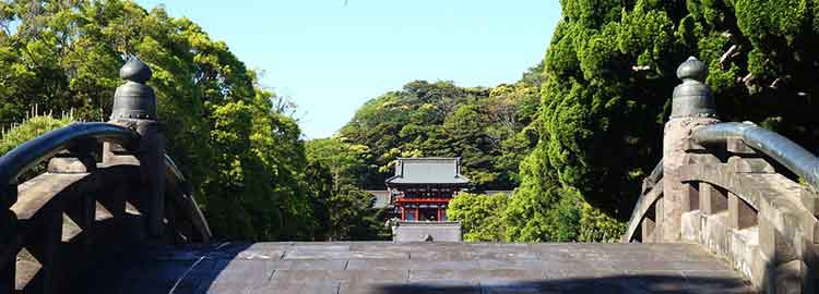 Vue du sanctuaire Tsurugaoka Hachimangu