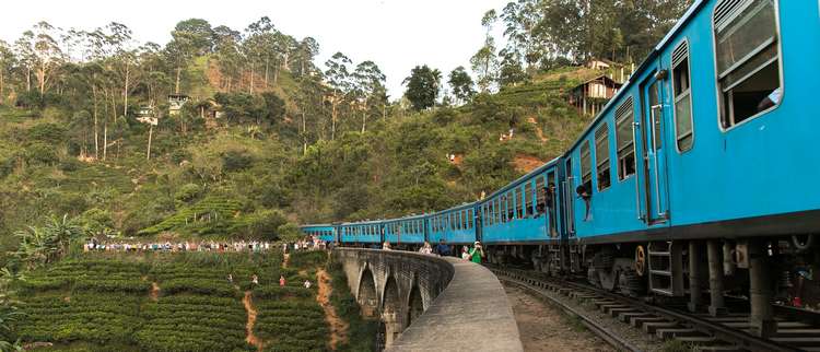 Train en direction de Nuwara Eliya