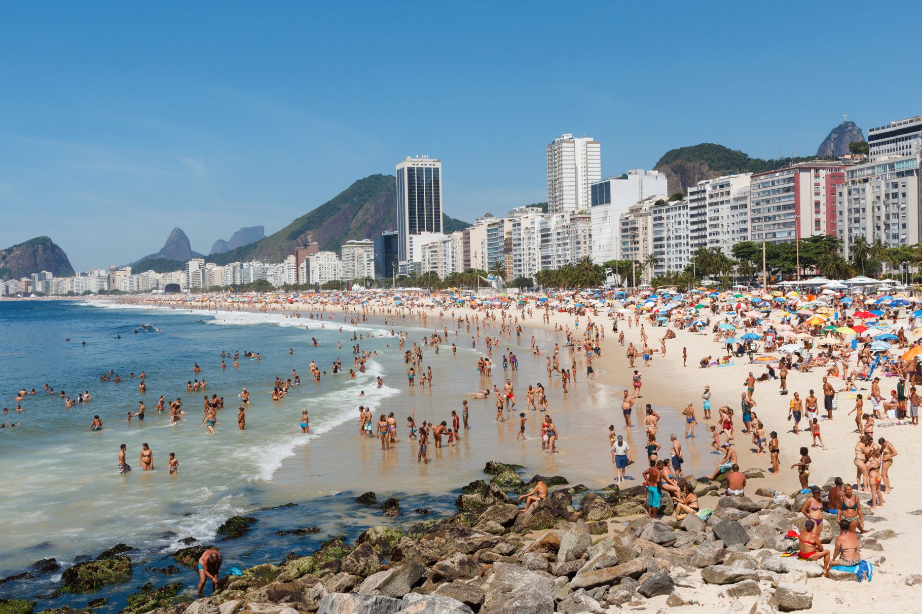 La célèbre plage de Copacabana.