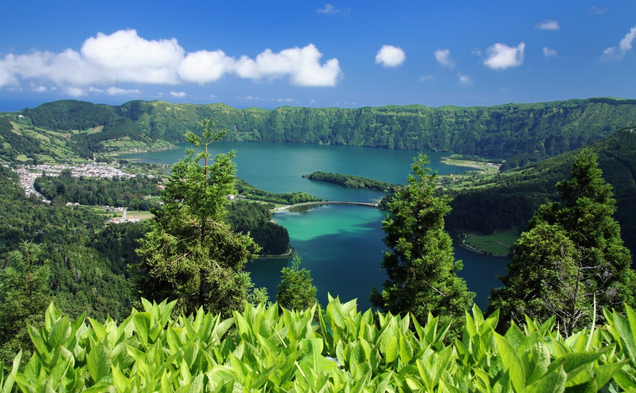 BELVÉDÈRE DE VISTA DO REI (site de découverte / nature - SETE CIDADES / Açores)