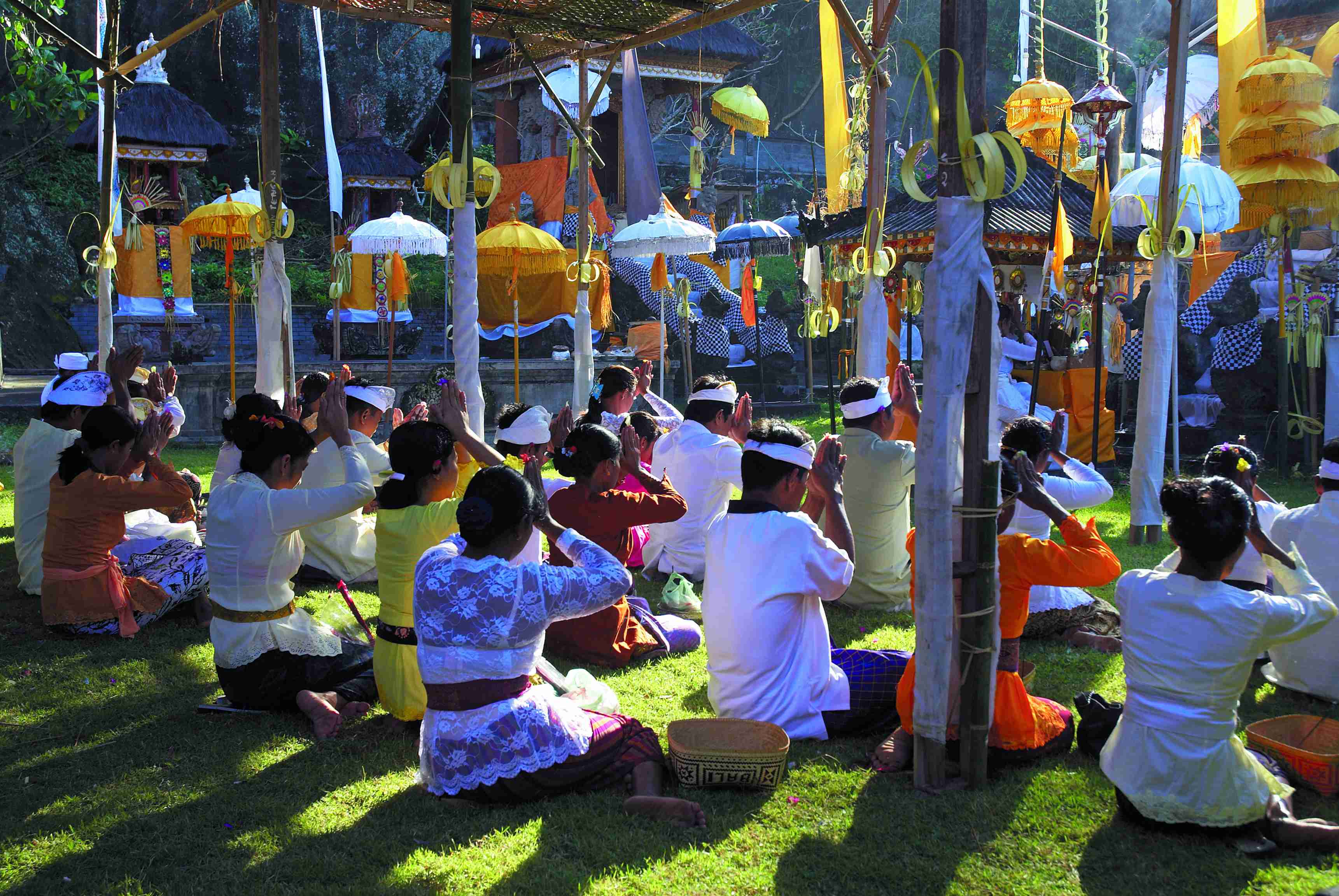 Fête annuelle du temple Pura Rambut Siwi.