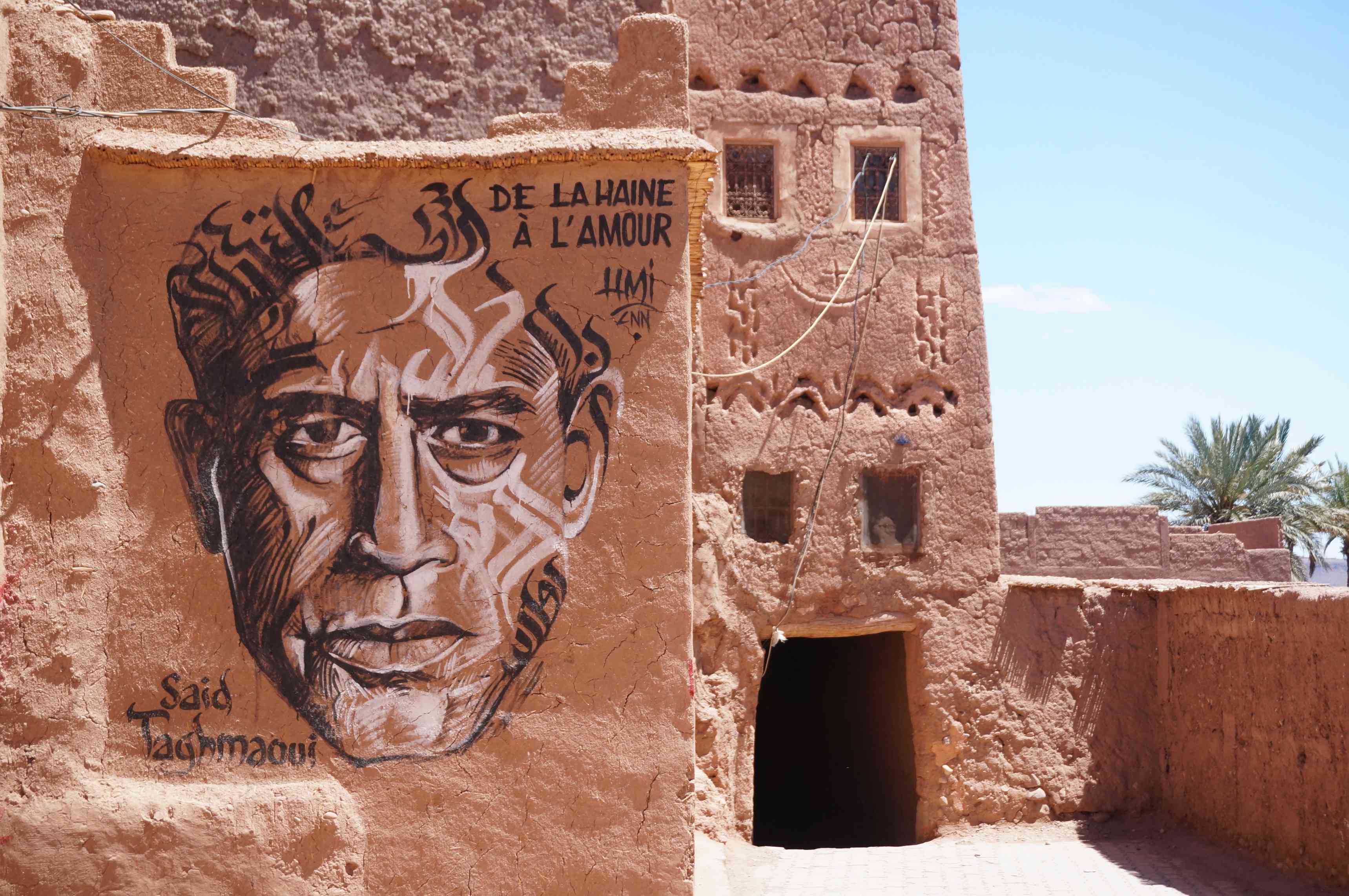 Street art dans la kasbah Taourirt, Ouarzazate.