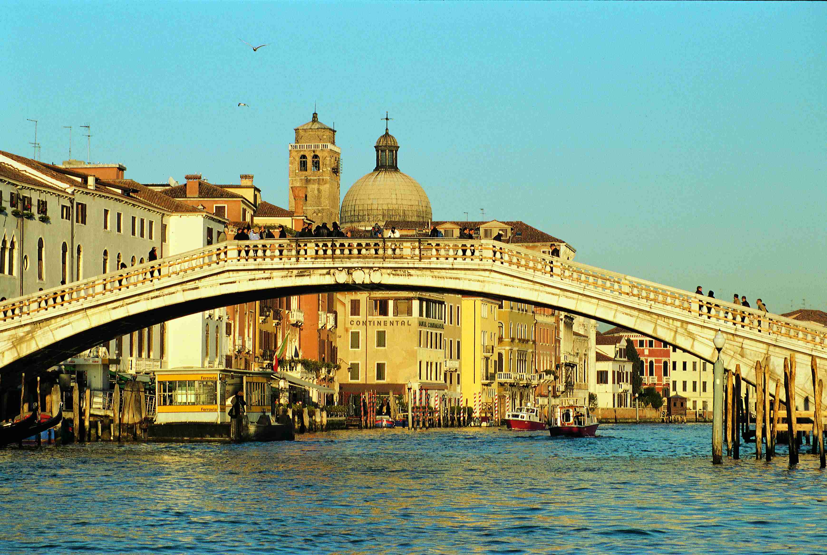 Le Ponte degli Scalzi et le sestiere de Cannaregio.