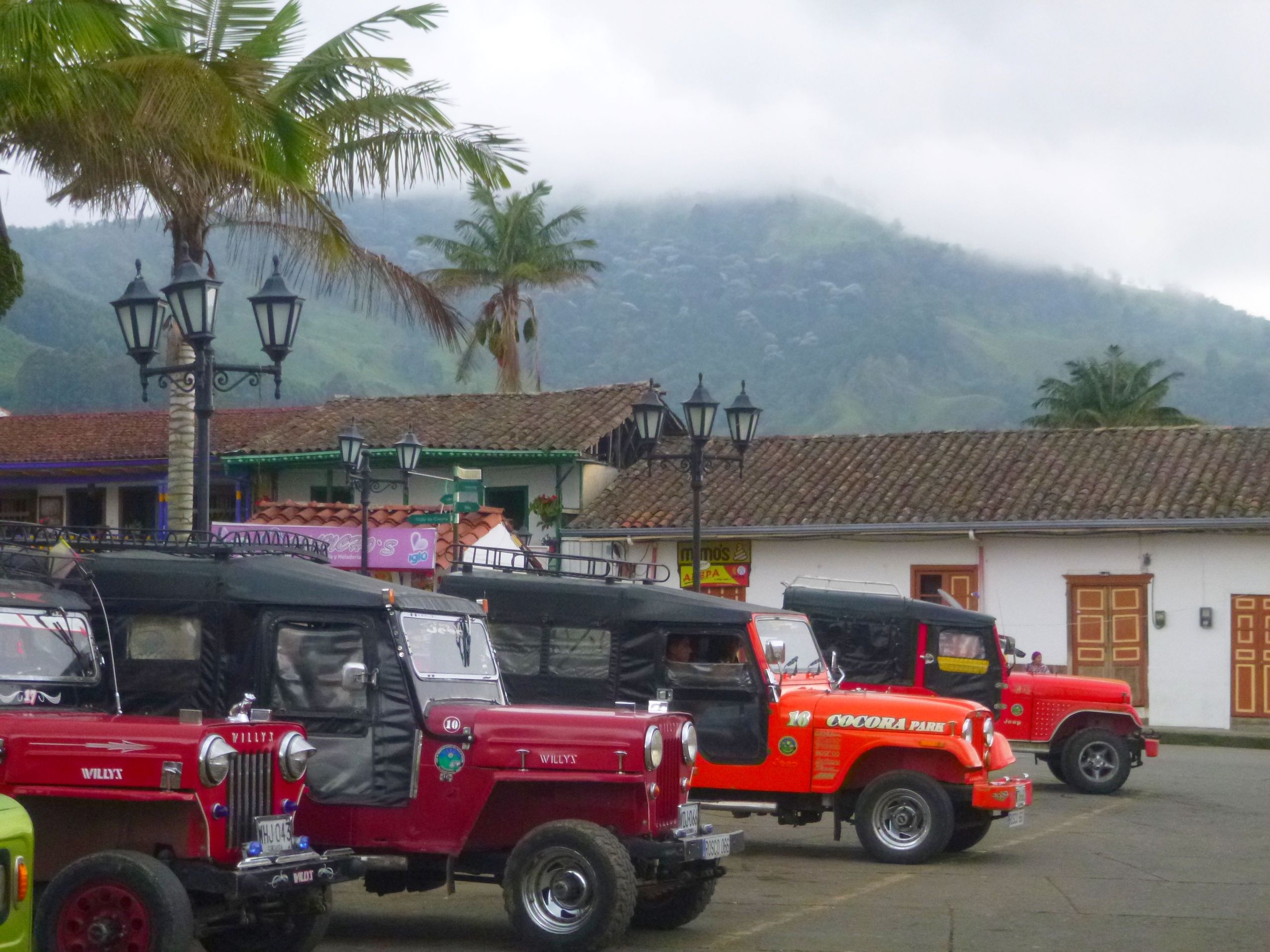 Jeep Willys pour monter à la Vallée de Cocora.